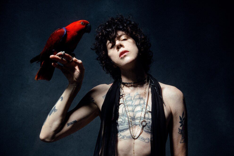 LP LANZA SU ESPERADO OCTAVO ÁLBUM DE ESTUDIO, ROOM 12