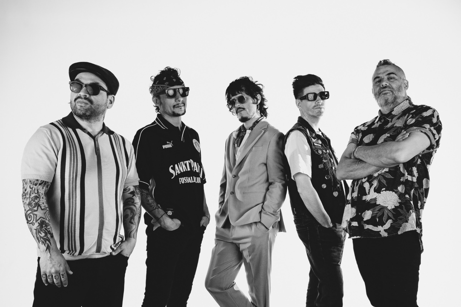 "Infinito Paralelo" de Doctor Krápula redefine la conexión humana a ritmo de reggae latino