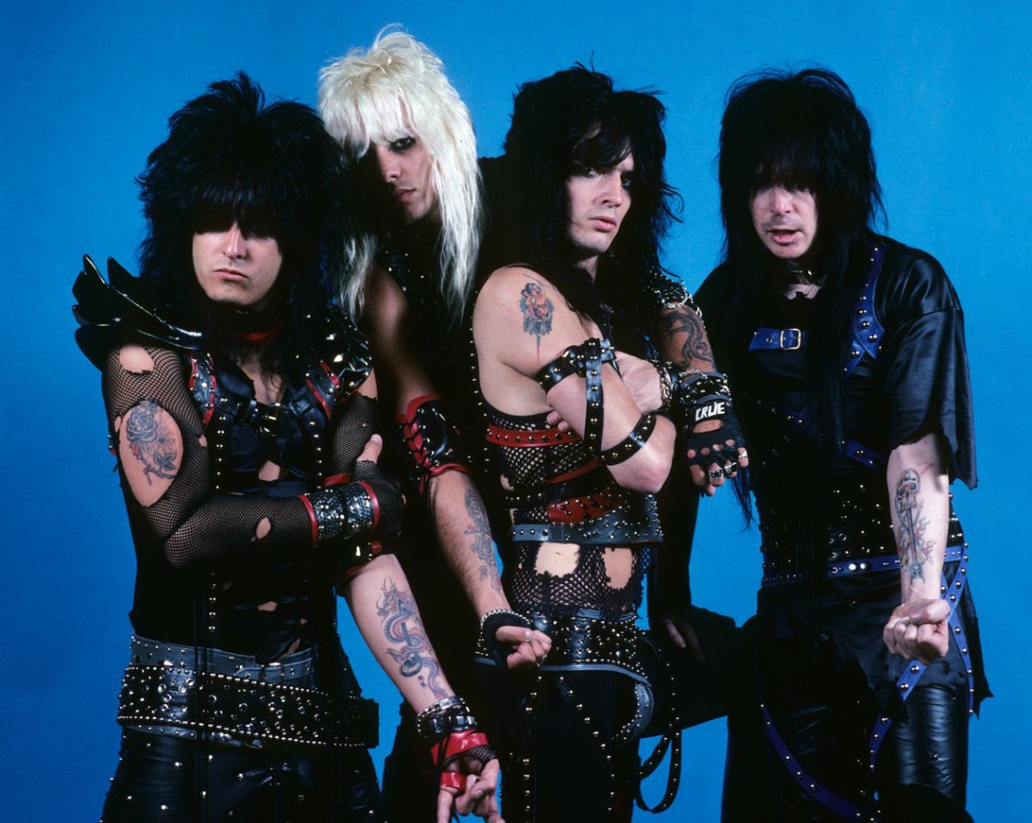 MÖTLEY CRÜE CELEBRA SUS 45 AÑOS CON LA EDICIÓN DELUXE LIMITADA Y DEFINITIVA DE “TOO FAST FOR LOVE”