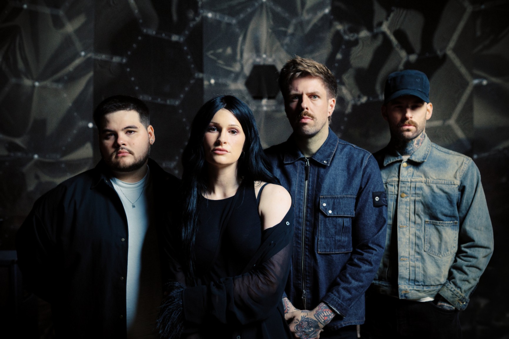 SPIRITBOX REGRESA CON "MOURNING"