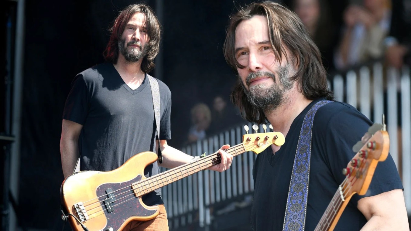 KEANU REEVES LLEGA A MÉXICO CON DOGSTAR COMO PARTE DEL CARTEL DE A PERFECT CIRCLE