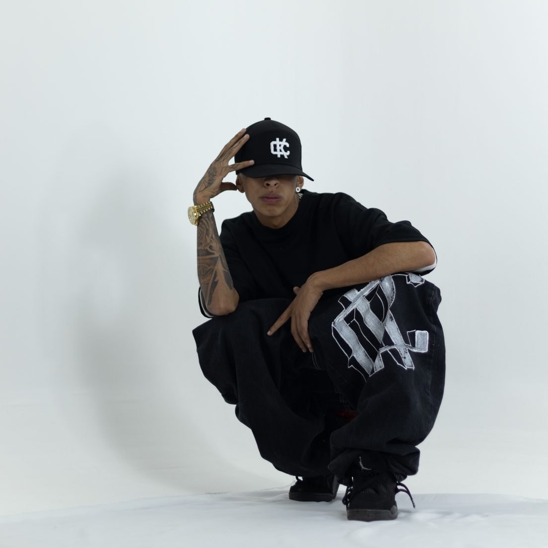 ‘CXPSULAS DX HUMX’: La apuesta de Kuervo Negro para internacionalizar el nuevo rap bogotano